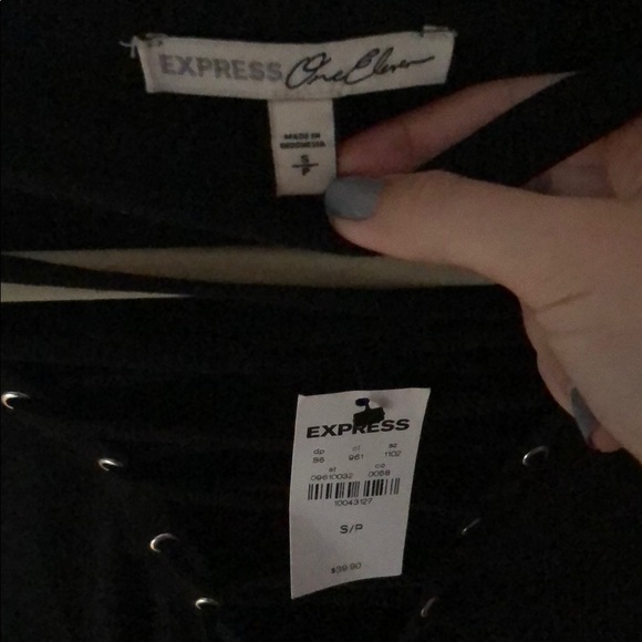 Express Top - Picture 3 of 3